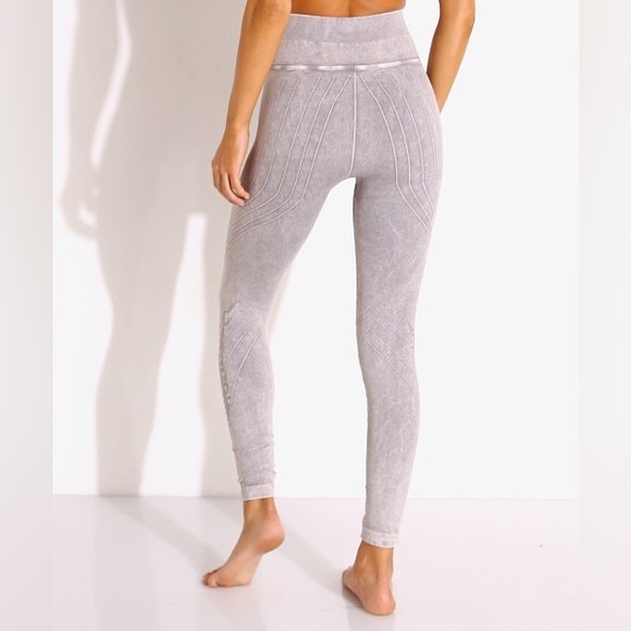 NUX High Rise Mesa Legging - Picture 2 of 4